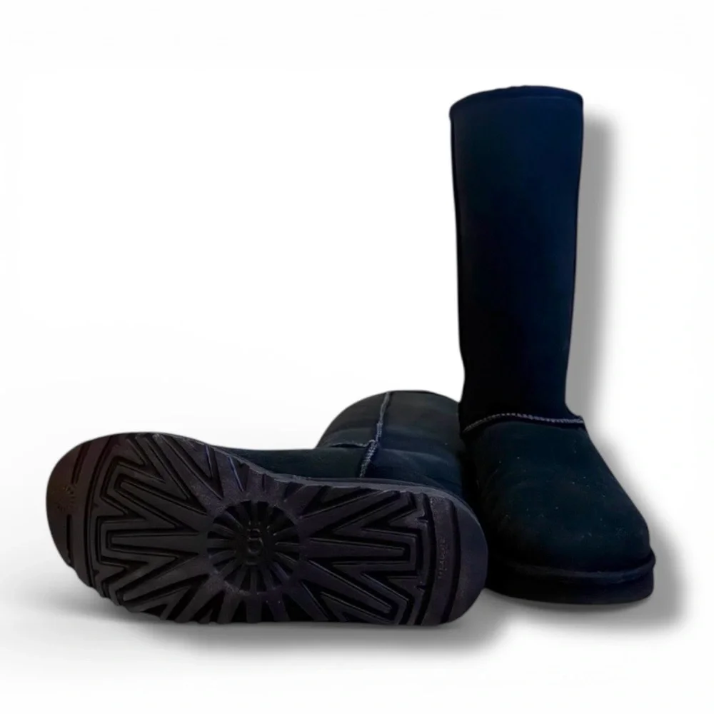 💞UGG Classic Tall Boots • Black • 7 US / 38 • Best Seller!